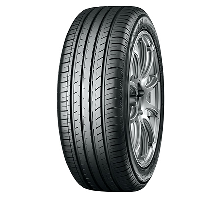 PNEU YOKOHAMA BLUEARTH GT AE51 235/55 R17 99W