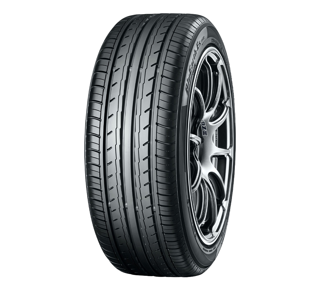 PNEU YOKOHAMA BLUEARTH ES32 195/60 R16 89H