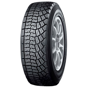 Pneu Yokohama A053 170/650 R15 - Modelo A053R - Composto A30 Soft - N2640