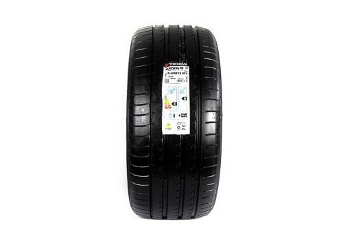 Pneu Yokohama Advan Sport V105 ZPS (Run Flat) 275/40 R18 99Y (Medida MB Classe E e BMW Série 5 - Traseiro)