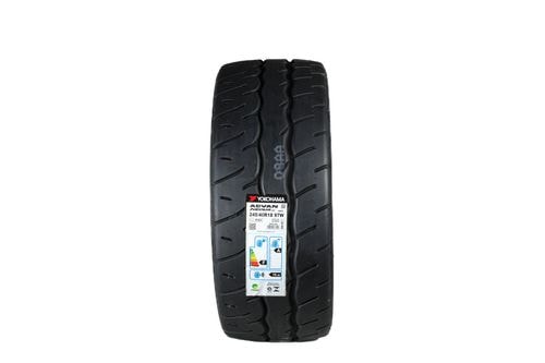 Pneu Yokohama Neova AD09 245/40 R18 97W