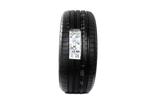 Pneu Yokohama Advan Sport V105 265/45 R20 108Y