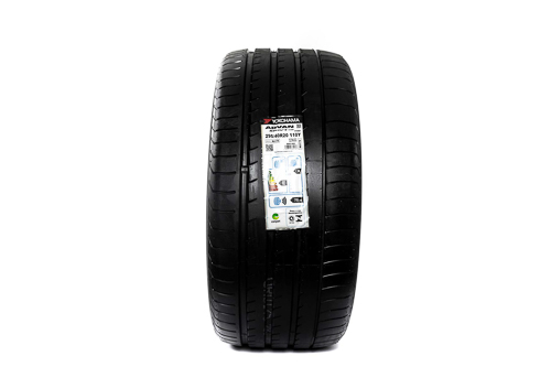 Pneu Yokohama Advan Sport V105 295/40 R20 110Y