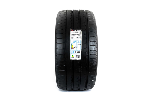 Pneu Yokohama Advan Sport V105 295/30 R22 103Y