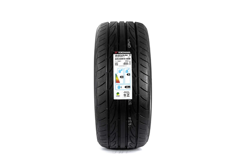 Pneu Yokohama Advan Fleva V701 245/40 R19 98W