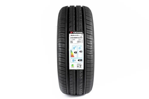 Pneu Yokohama BluEarth ES32 215/55 R16 97V