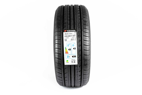 Pneu Yokohama BluEarth ES32 235/45 R17 97V