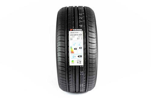 Pneu Yokohama BluEarth ES32 235/40 R18 95W