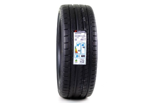 Pneu Yokohama Advan Sport V107 225/40 ZR19 93Y