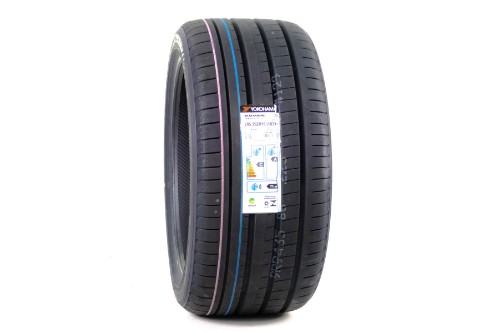 Pneu Yokohama Advan Sport V107 285/35 ZR19 103Y * (Original BMW M3 / M4)