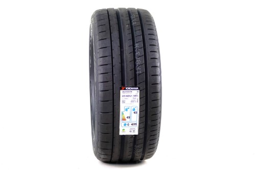 Pneu Yokohama Advan Sport V107 265/40 ZR21 105Y
