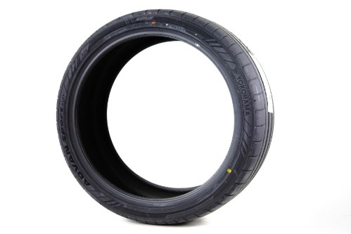 Pneu Yokohama Advan Sport V107 295/35 ZR23 108Y
