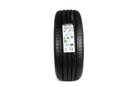 Pneu Yokohama Bluearth GT AE51 225/55 R17 101W