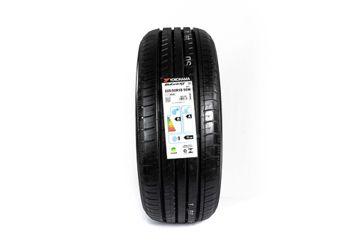 Pneu Yokohama Bluearth GT AE51 225/50 R18 95W