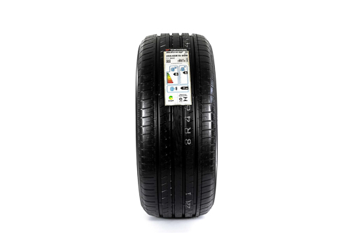 Pneu Yokohama Bluearth GT AE51 255/45 R18 99W