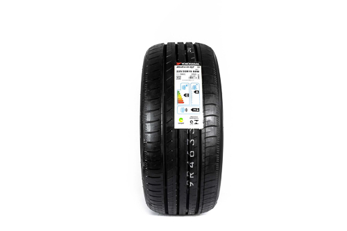 Pneu Yokohama Bluearth GT AE51 225/35 R19 88W