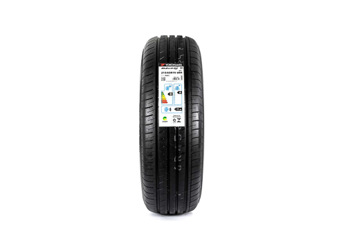 Pneu Yokohama Bluearth GT AE51 215/65 R16 98H