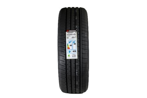 Pneu Yokohama BluEarth-XT AE61 235/55 R20 102V