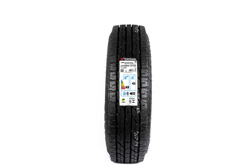 Pneu Yokohama Geolandar A/T G015 215/85 R16 115R LT (Letras Brancas)