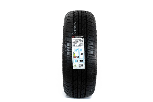 Pneu Yokohama Geolandar A/T G015 225/60 R18 104H (Medida Fiat Toro)